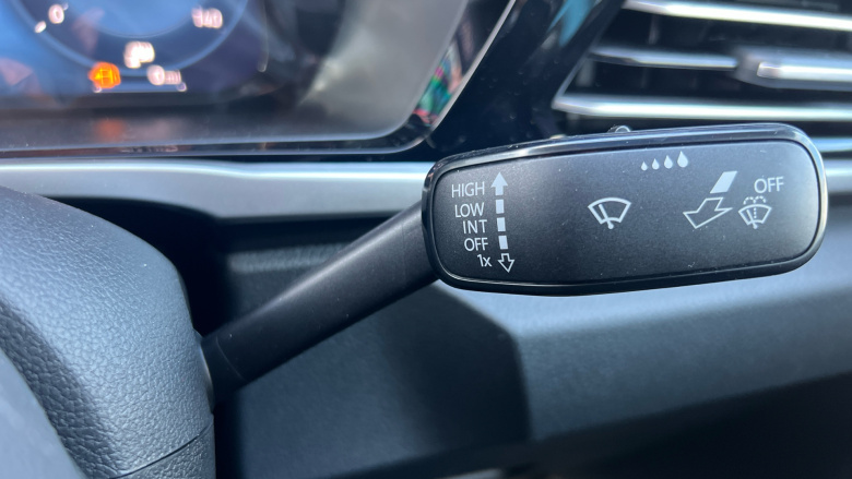 Ford Transit Connect 230 L2 Diesel 2.0 EcoBlue 102ps Limited Van